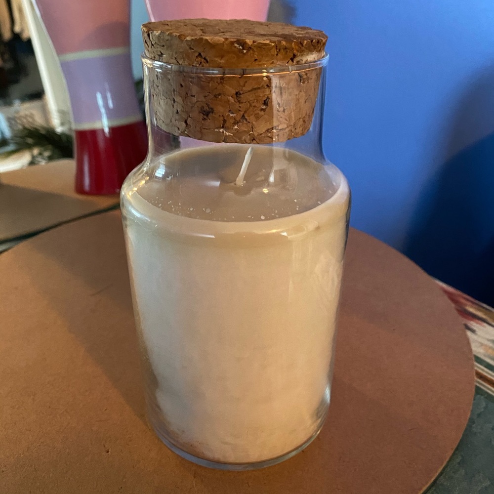 Hand poured cork candle
